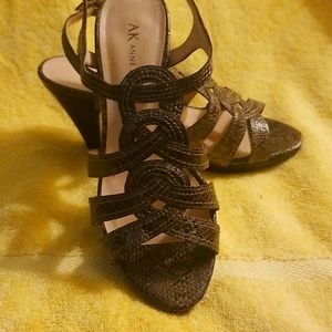 Anne Klein sexy brownish leather snake print shoe size 7